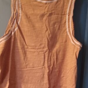 Casual Rust Color Sleeveless Top with White Trim